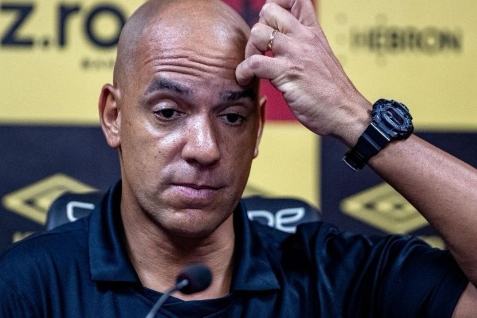 Em momento delicado, Sport demite técnico Pepa após nova derrota e pressão por resultados