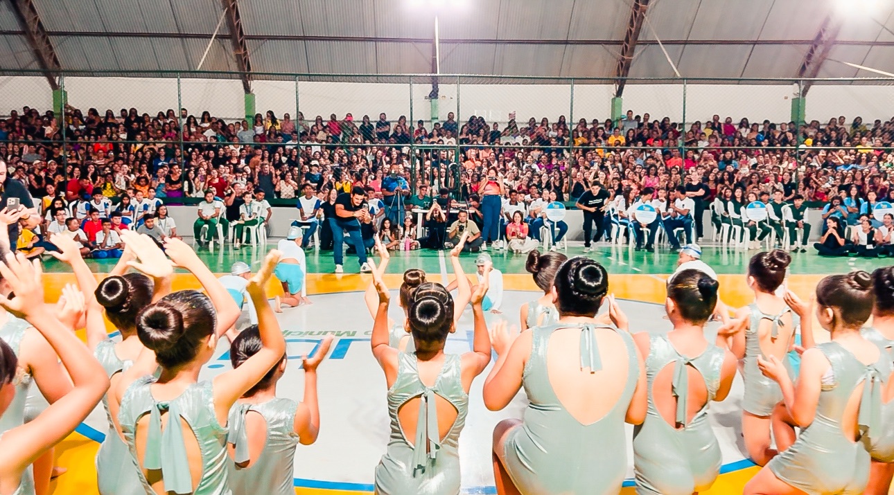 Centro Poliesportivo fica lotado na abertura dos 34º Jogos Escolares de Ipubi