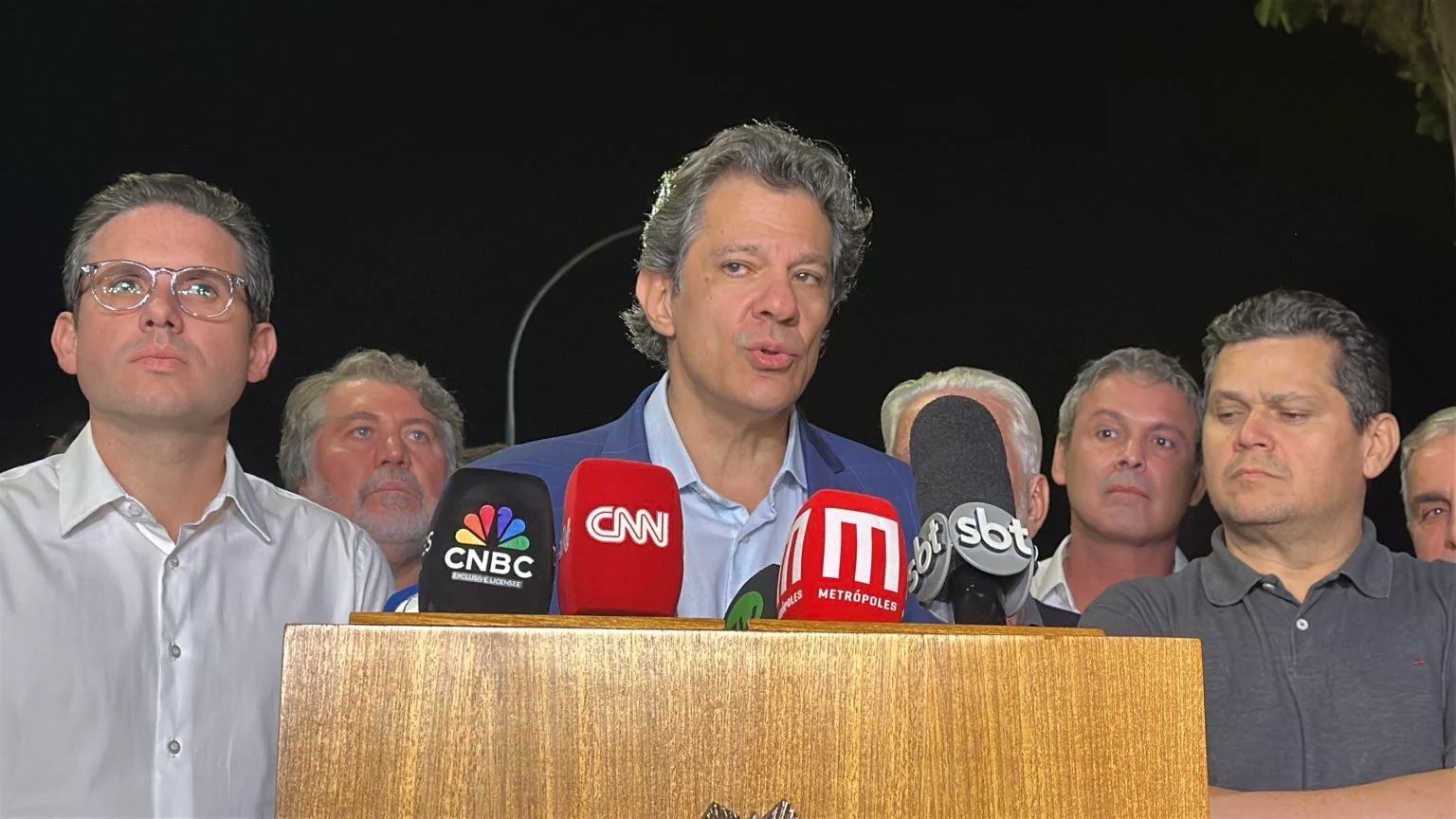 Haddad garante manutenção parcial da alta do IOF após embate com Congresso