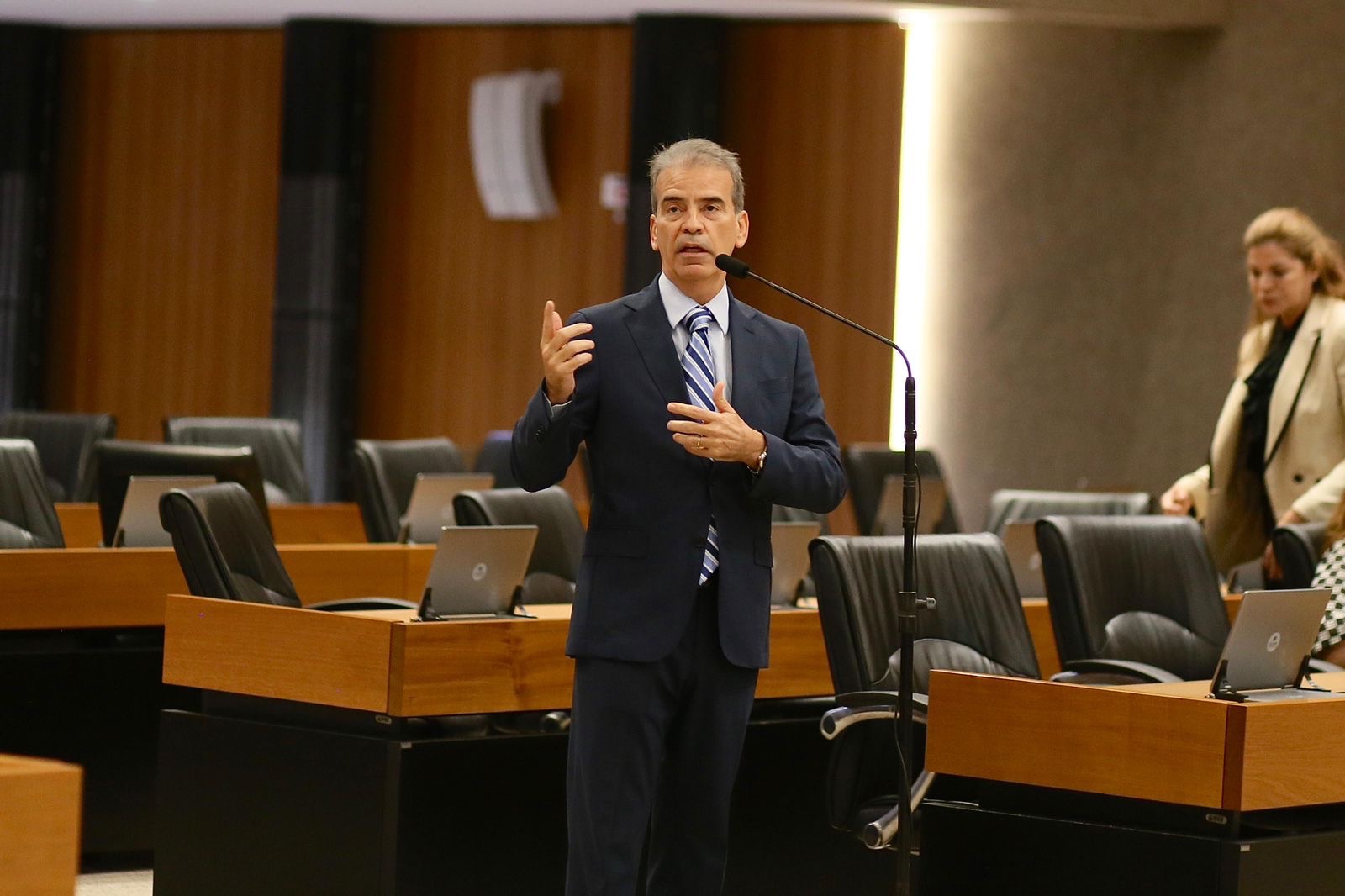 Alepe aprova projeto que proíbe retenção de macas