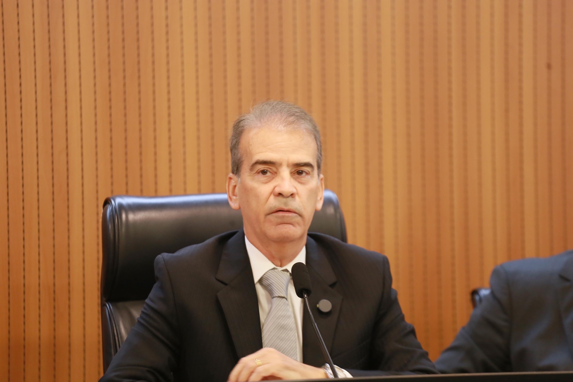 Alepe reage para barrar metanol em bebidas alcoólicas