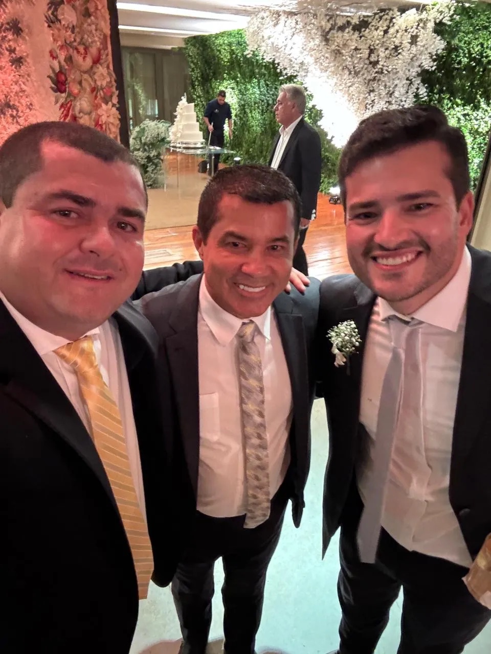 Chico Siqueira demonstra prestígio político em evento na capital