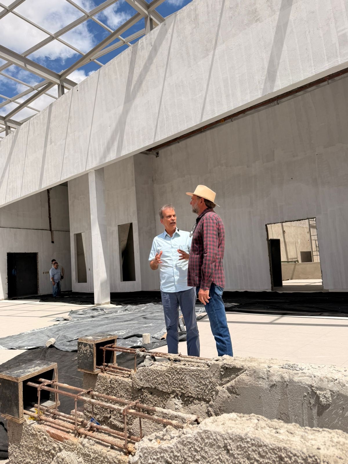 Feitosa acompanha aplicação da emenda para reforma da Câmara de Caruaru