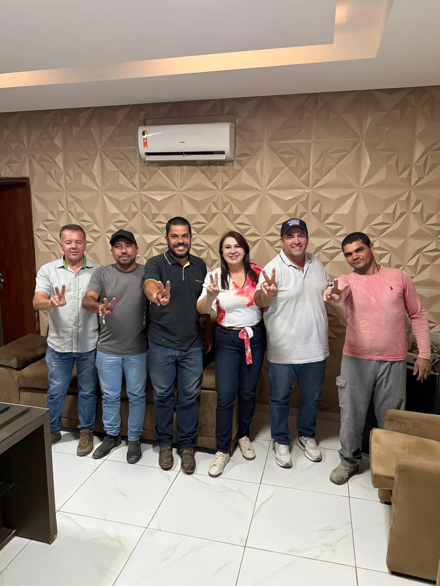 Zé Capaceta, liderança da oposição de Trindade, declara apoio a Eliane Soares