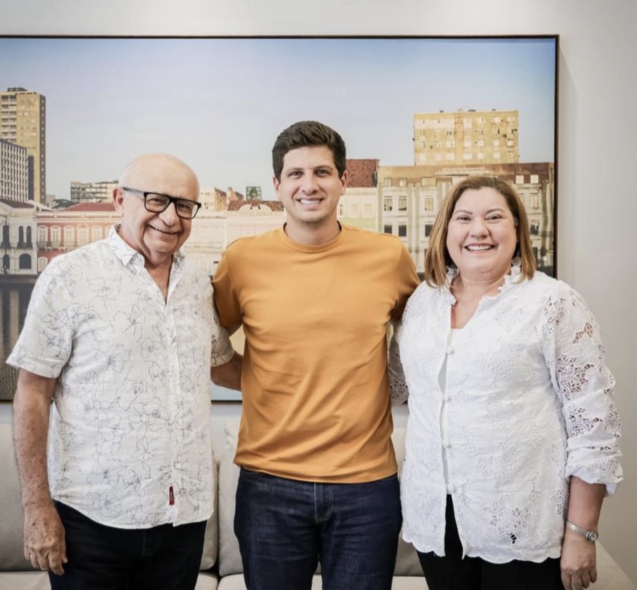 Dr. Marcondes sinaliza apoio a João Campos e reforça articulação política no Sertão para 2026