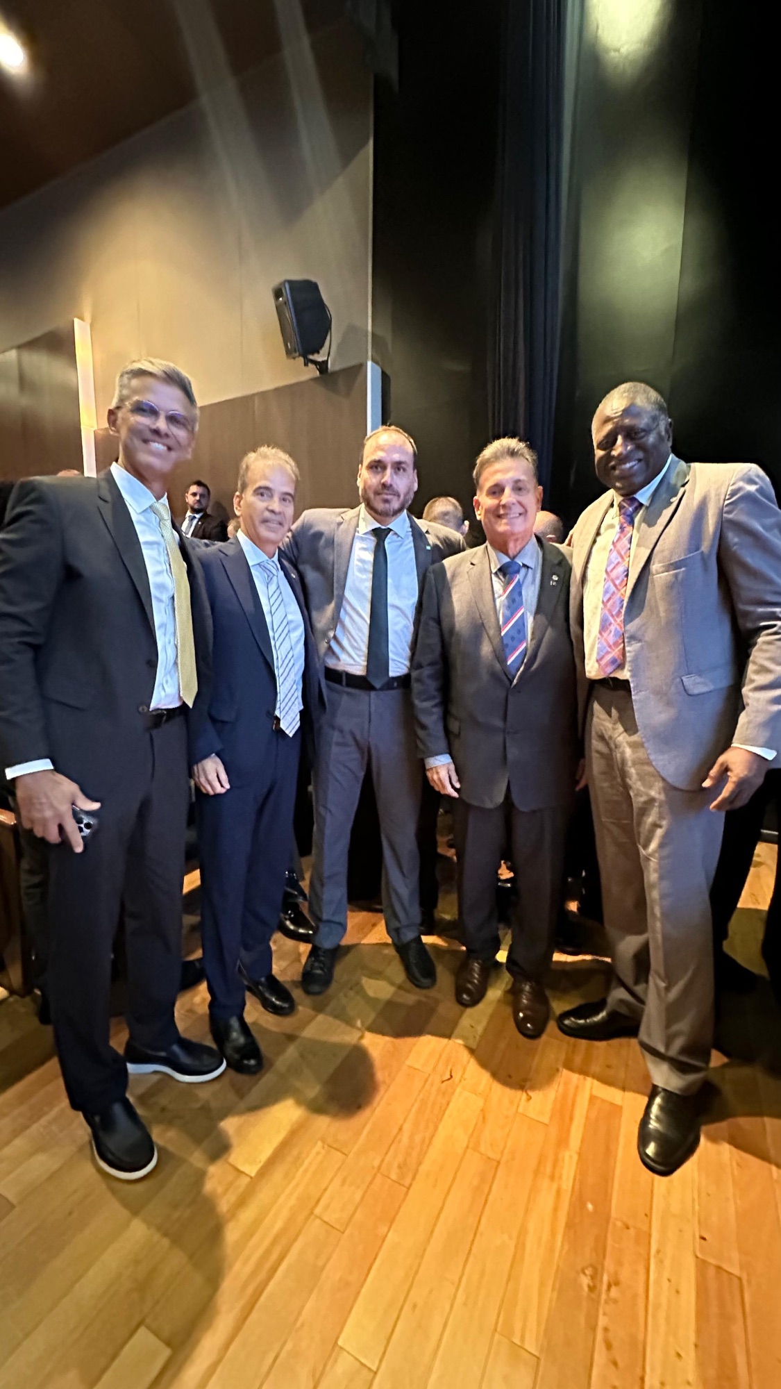 Coronel Alberto Feitosa participa de reunião do PL em Brasília