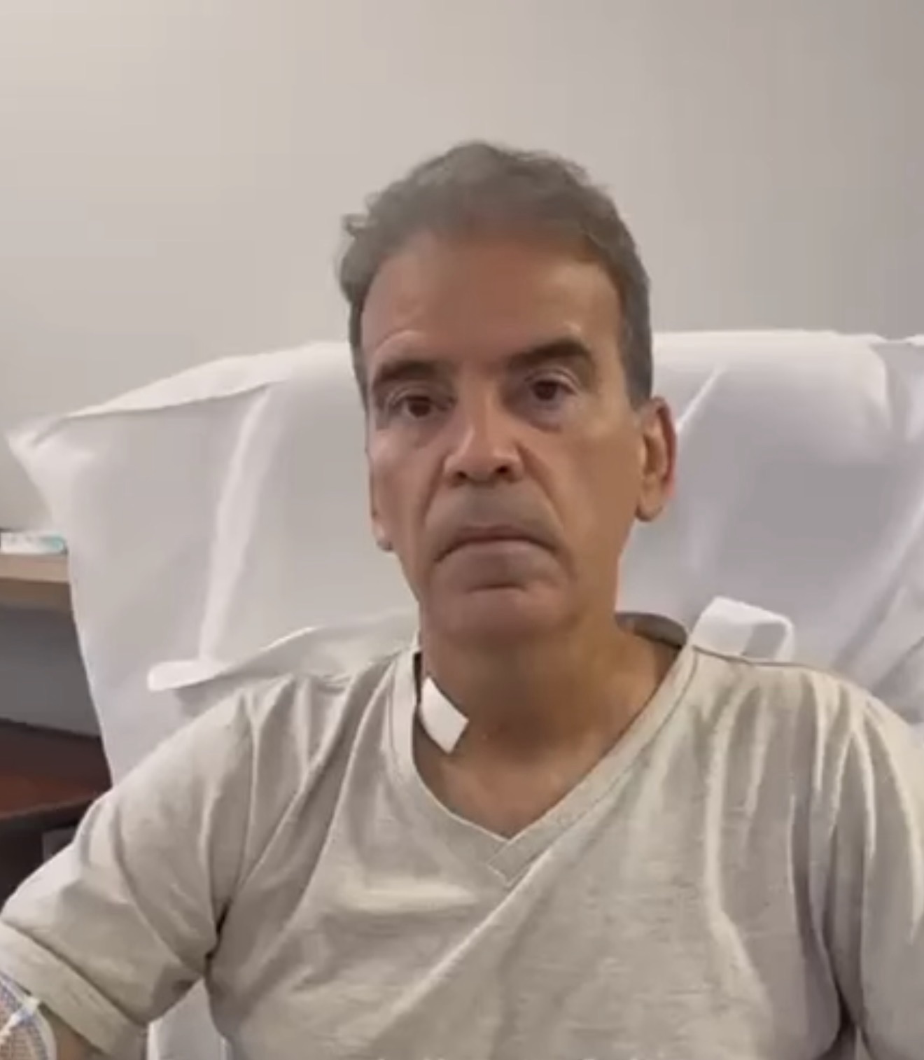 Do quarto do hospital Coronel Alberto Feitosa faz apelo por Justiça a Alexandre de Moraes