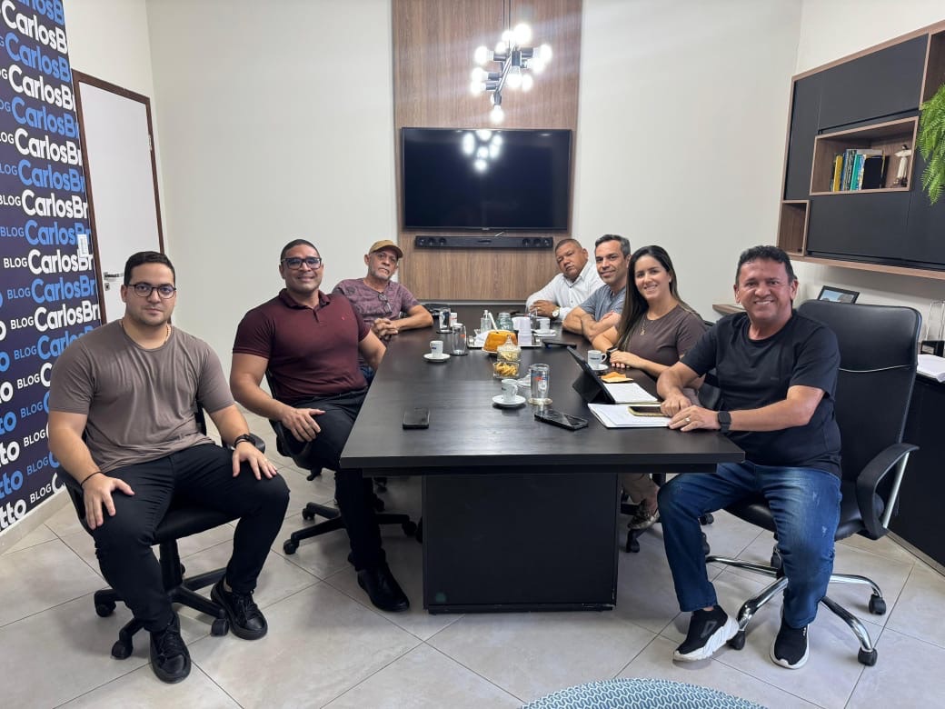 Carlos Britto assume PL e reúne diretório para estabelecer metas em 2026