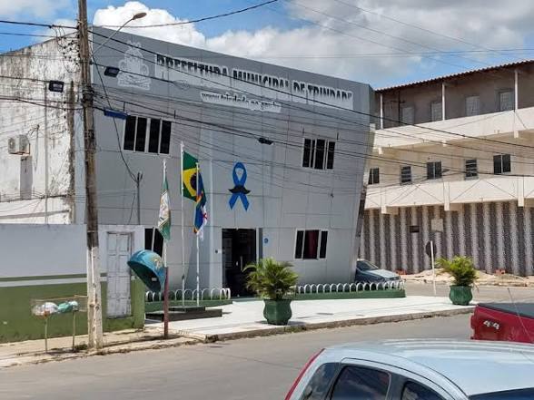 TCE-PE aponta superfaturamento de R$ 1 milhão em contratos de limpeza urbana em Trindade